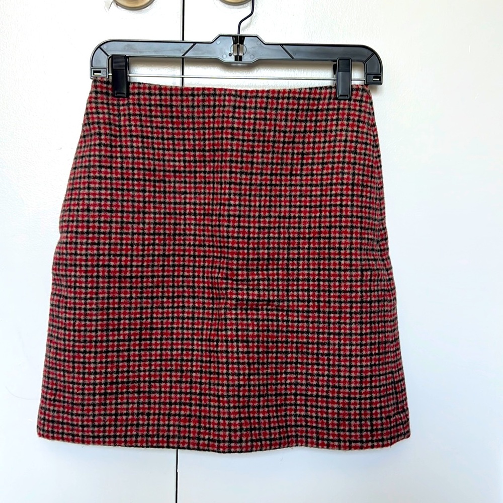 Uniqlo plaid skirt